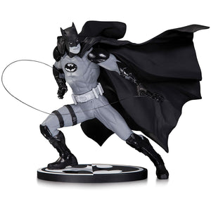 DC Direct Batman Black & White 1/10 Statue Ivan Reis